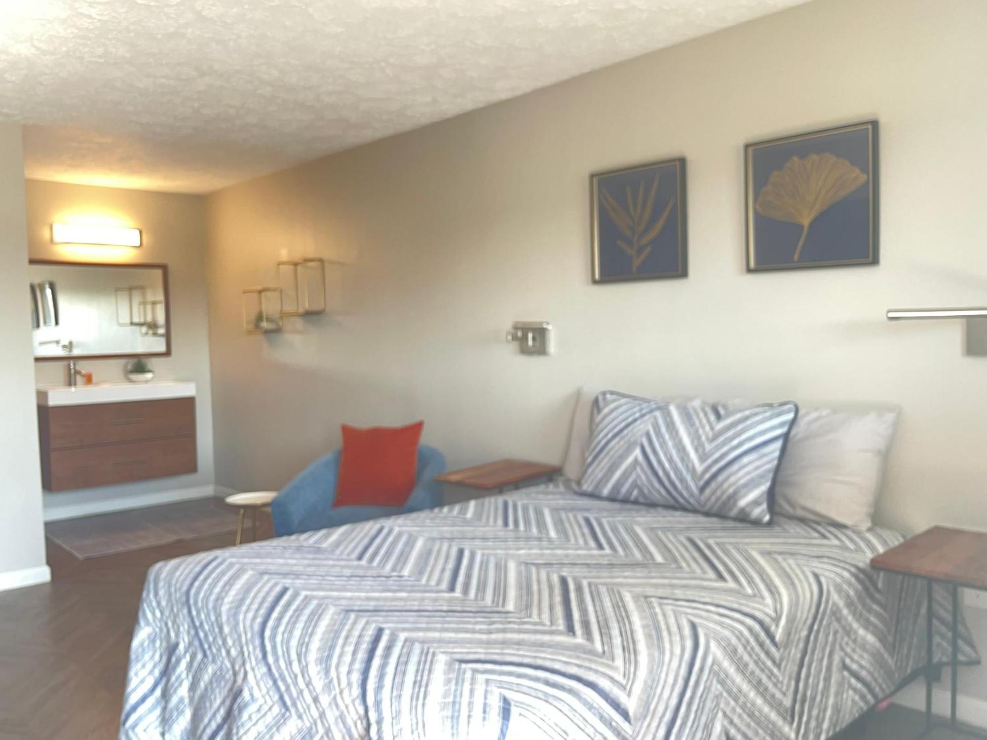 Glenora Hotel Lake Anna מראה חיצוני תמונה